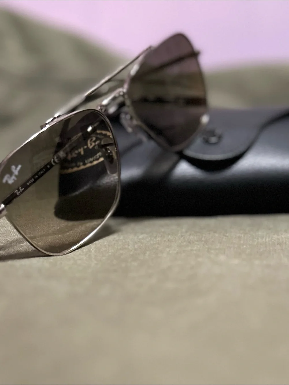 Like Brand-New Ray-Ban New Caravan sunglasses